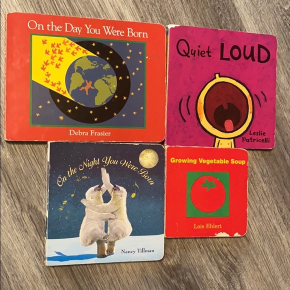 Other - Set of four hardback kids books
